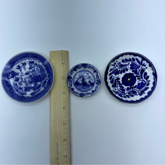 Blue White Vintage Playes Japan Blue Willow Anfora Mexican Delft Windmill 3 pc - Picture 10 of 10